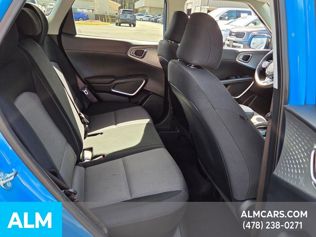 Used 2025 Kia Soul S image 13