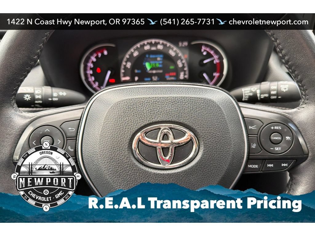 Used 2021 Toyota RAV4 Limited AWD/4WD image 24