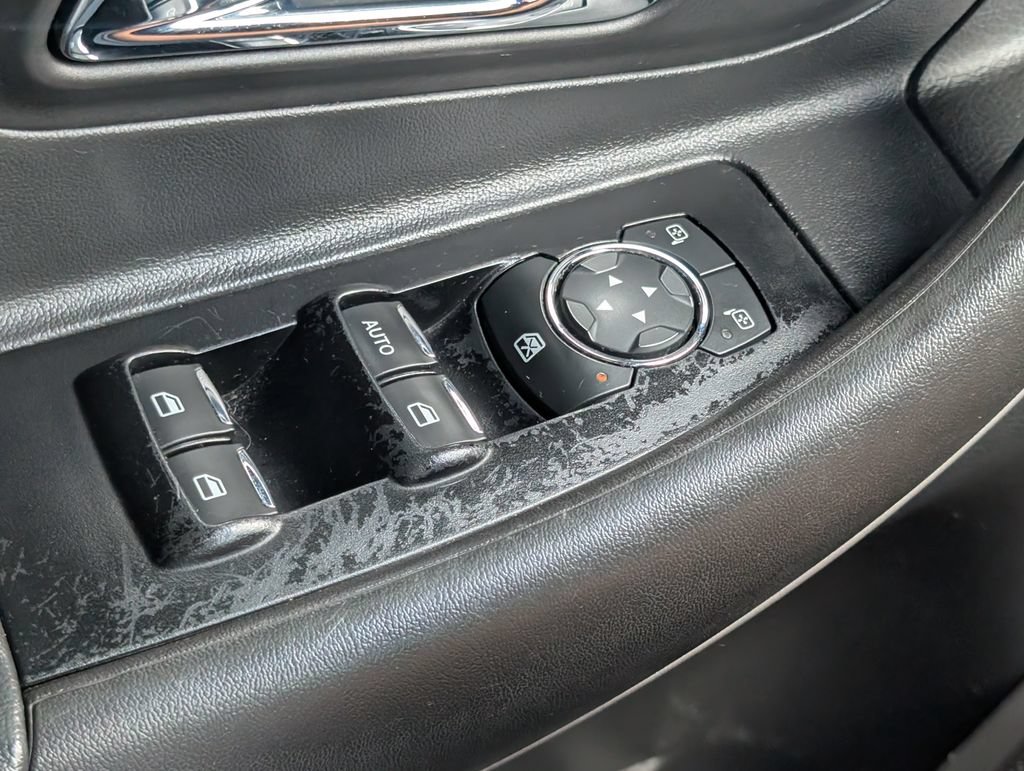 Used 2019 Ford Taurus SEL w/ Equipment Group 201A FWD image 12