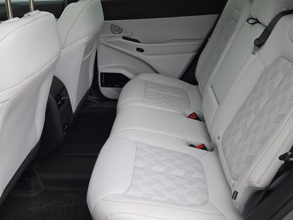 New 2026 Jeep Cherokee Overland AWD/4WD image 24