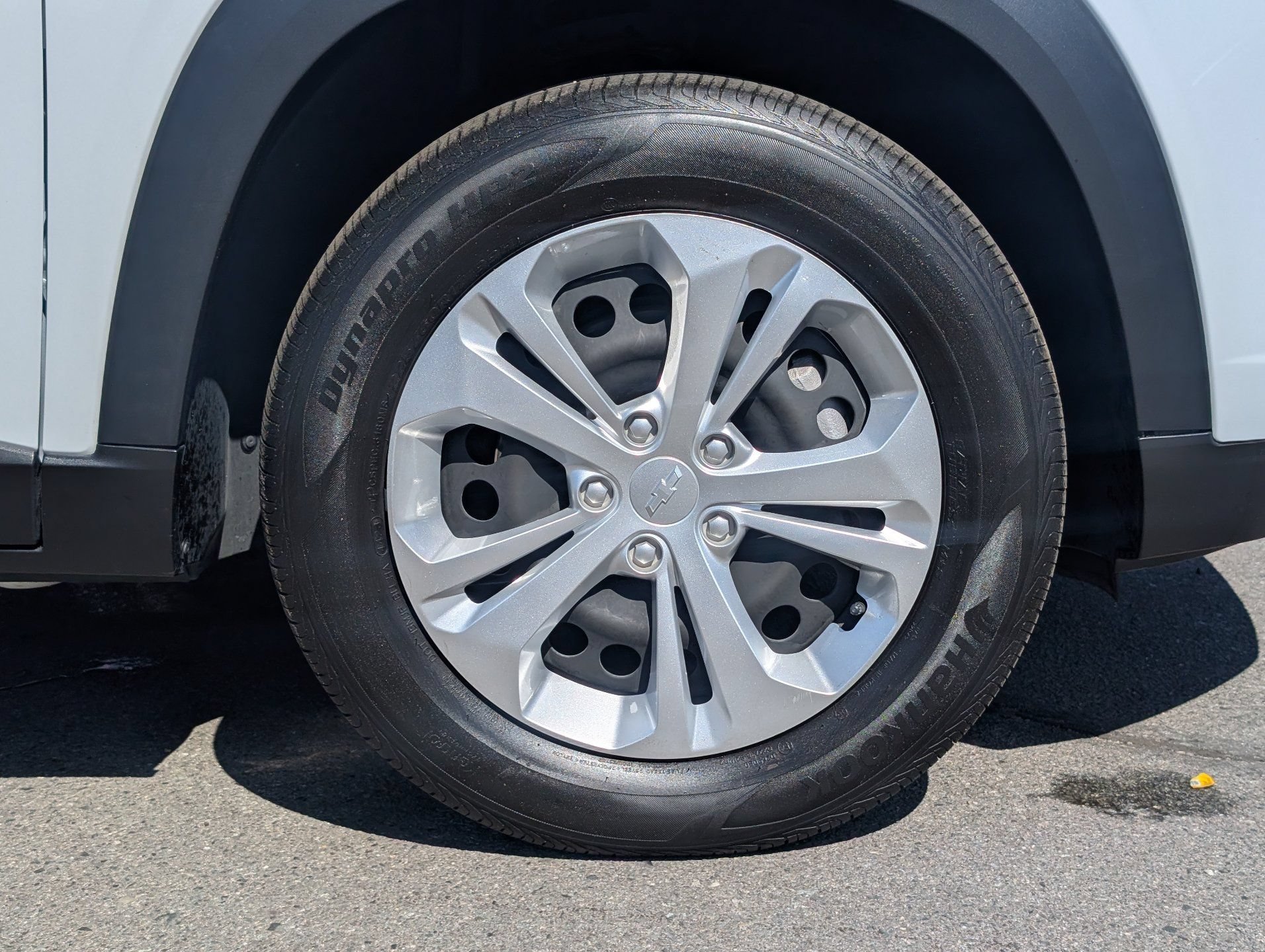 Used 2024 Chevrolet Trax LS FWD image 6