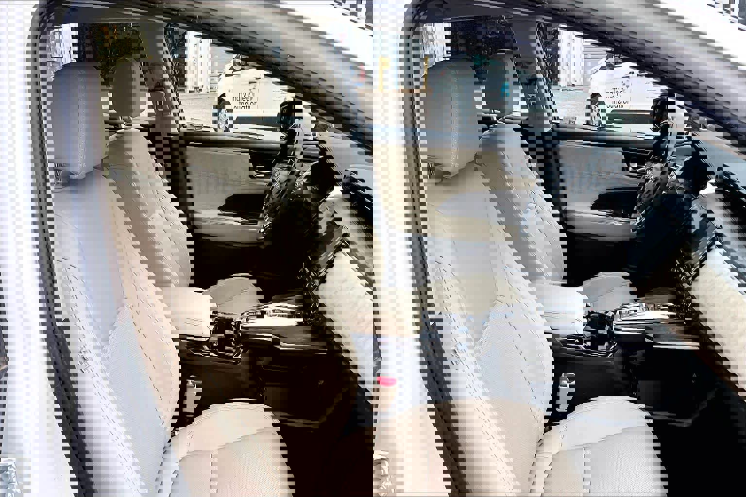 Used 2018 Honda Clarity Touring image 9