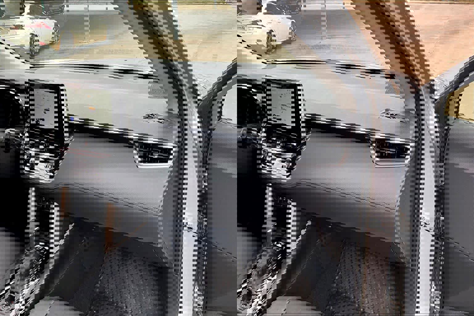 Used 2025 Toyota Corolla Cross XLE w/ Convenience Package image 18