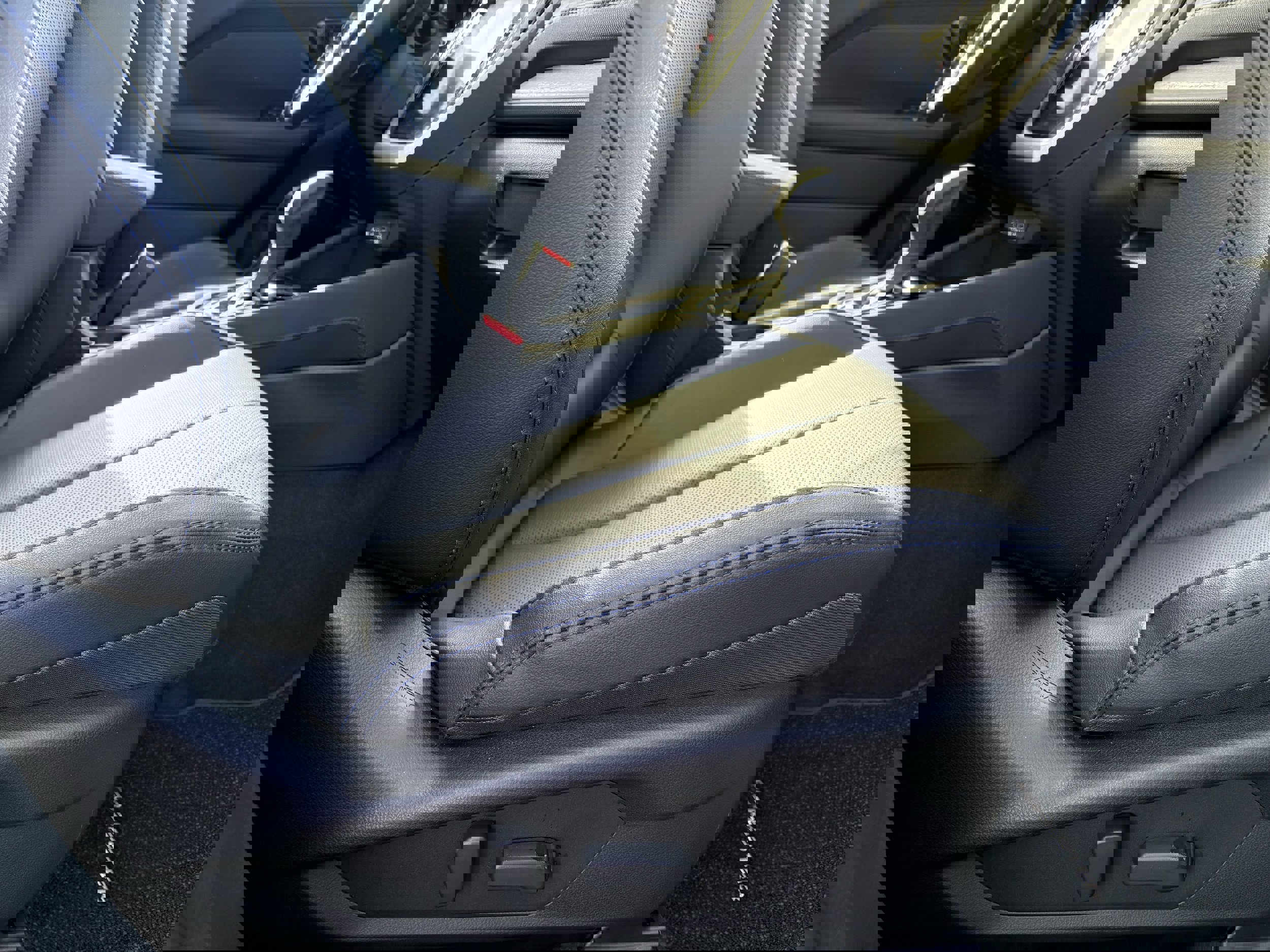 Certified 2025 Subaru Forester Limited w/ Popular Package #1 image 31