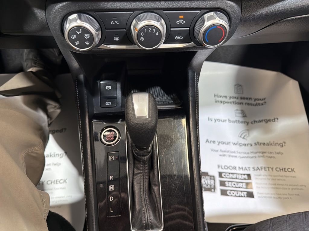 Used 2023 Nissan Kicks SV image 31