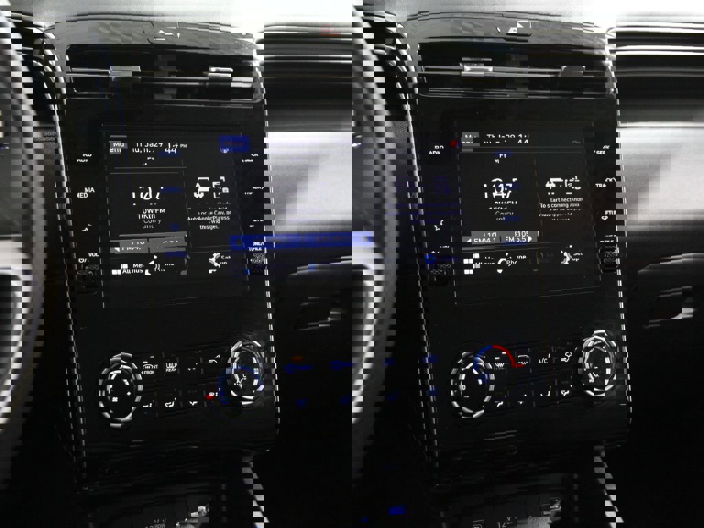 Certified 2023 Hyundai Tucson SEL w/ Cargo Package image 9