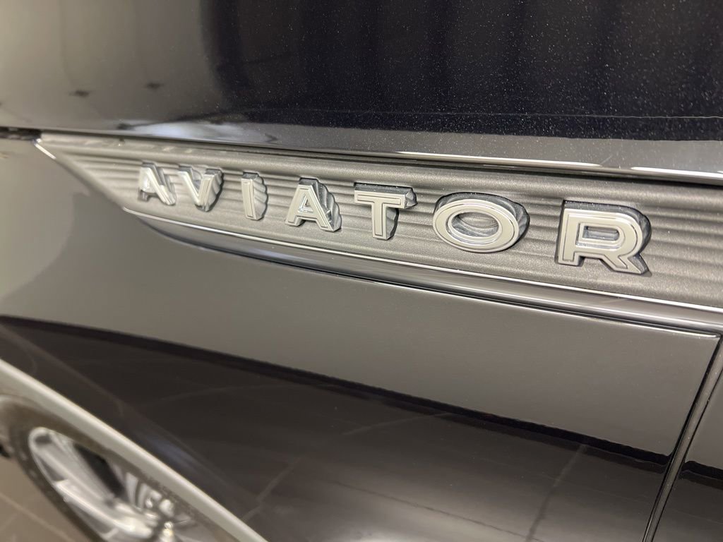 Used 2026 Lincoln Aviator AWD image 41