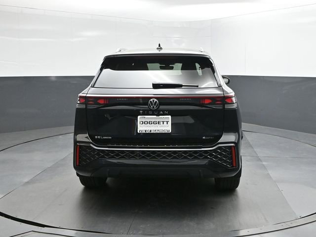 New 2026 Volkswagen Tiguan SEL R-Line image 8