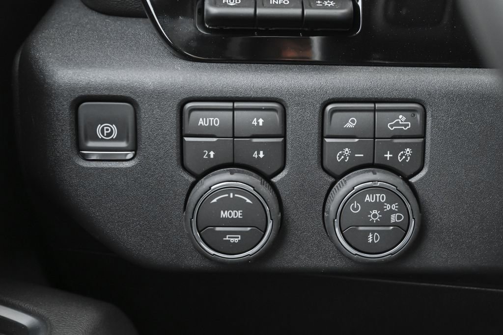 New 2026 Chevrolet Silverado 3500 LTZ w/ LTZ Premium Package image 34
