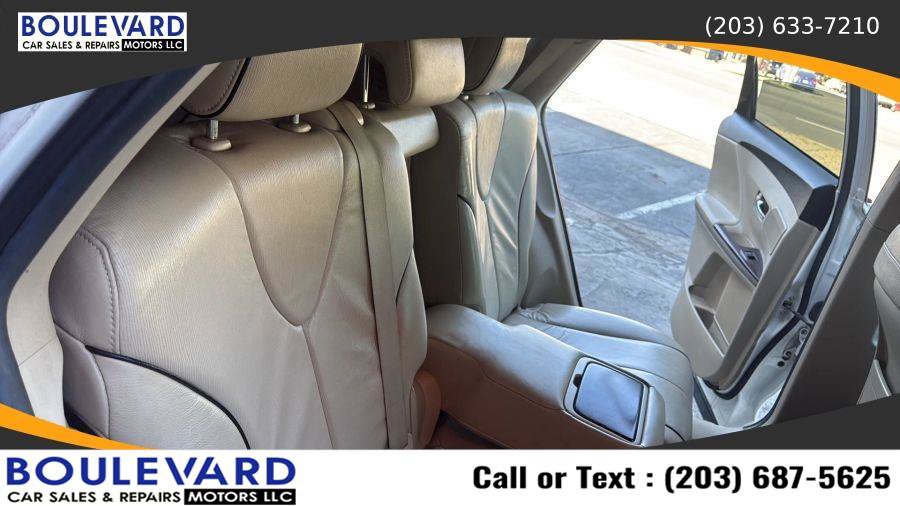 Used 2013 Toyota Venza Limited AWD/4WD image 34