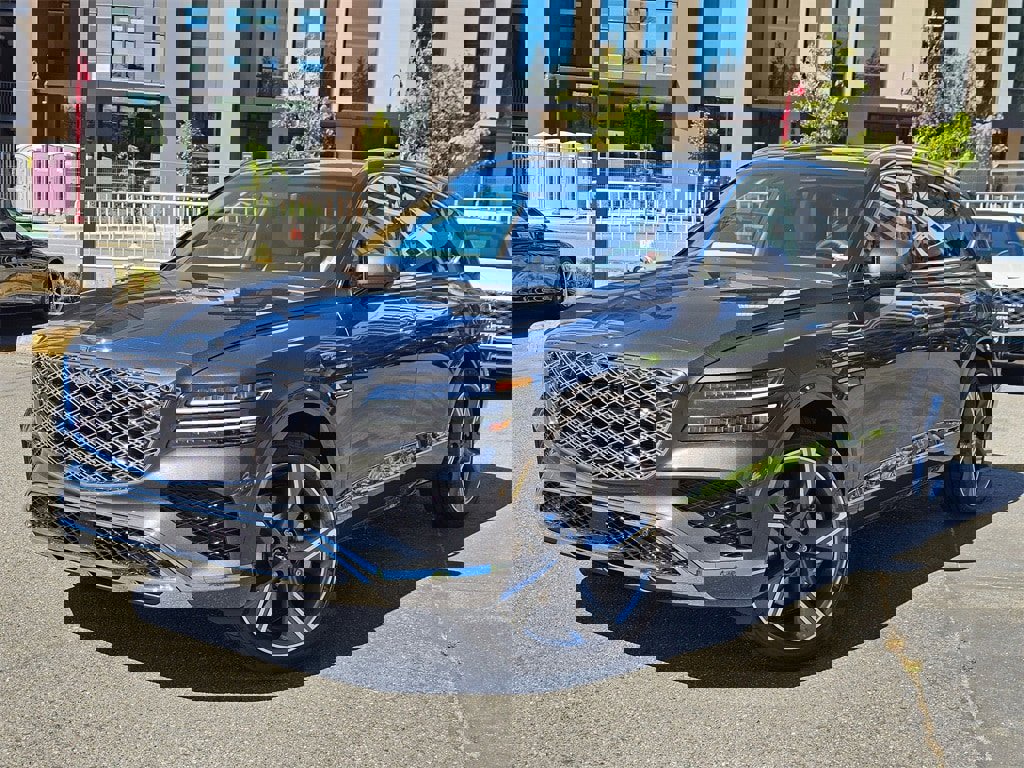 New 2025 Genesis GV80 3.5T Prestige