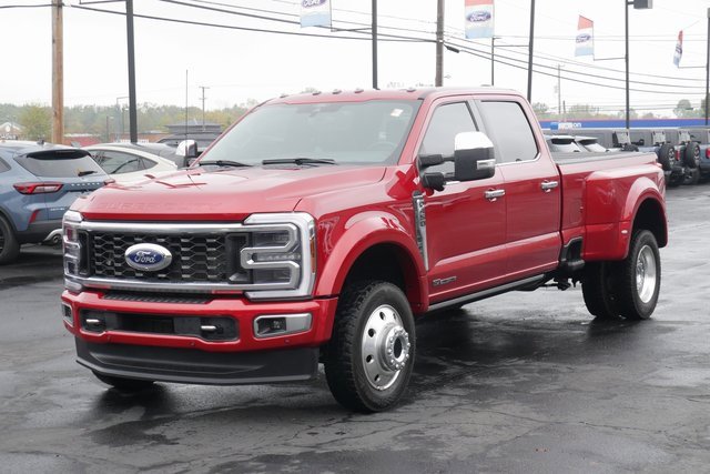 Used 2024 Ford F450 Platinum w/ FX4 Off-Road Package image 9