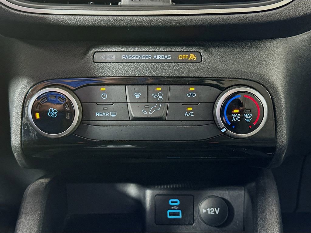 Used 2022 Ford Escape SE FWD image 18