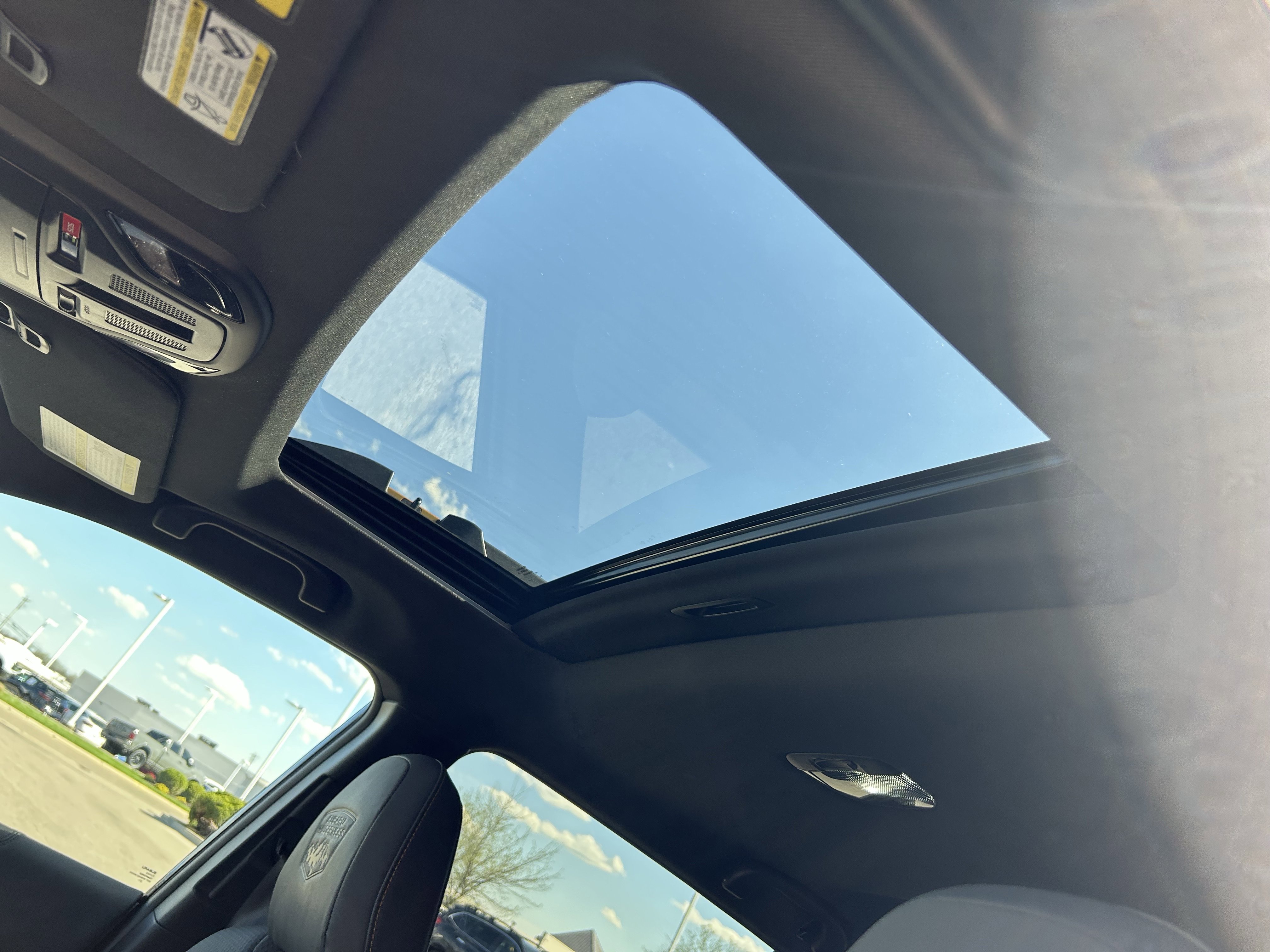 Used 2022 Subaru Outback Wilderness w/ Wilderness Package image 23