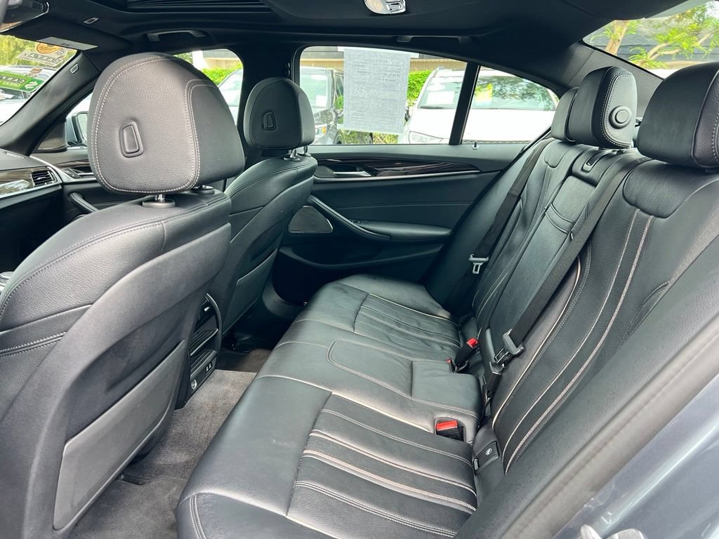 Used 2022 BMW 530e xDrive w/ Premium Package AWD/4WD image 58