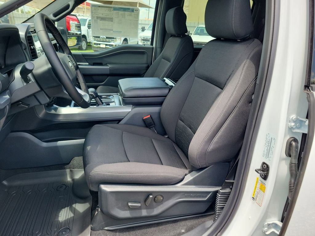 New 2025 Ford F150 XLT w/ Equipment Group 302A MID image 11