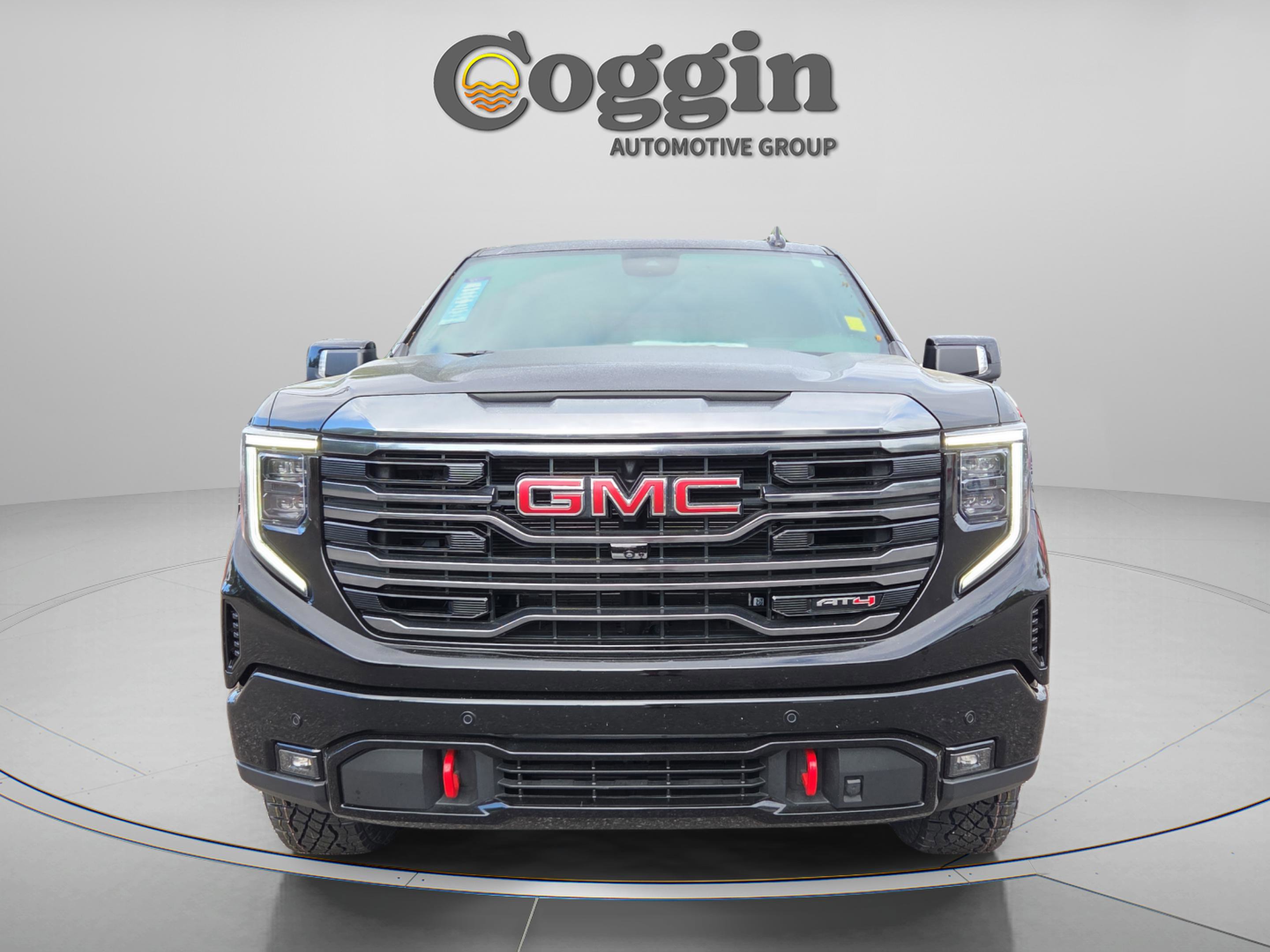 Certified 2024 GMC Sierra 1500 AT4 w/ Technology Package AWD/4WD image 8