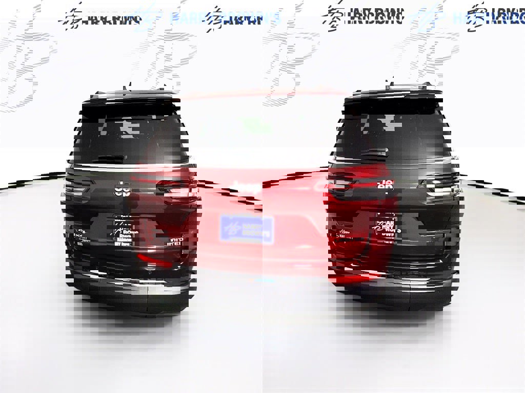 New 2025 Jeep Grand Cherokee L Limited w/ Trailer Tow Package image 32