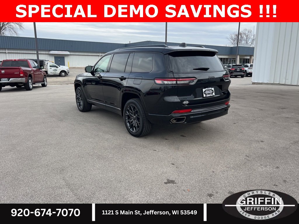 New 2025 Jeep Grand Cherokee L Summit w/ Obsidian Package image 14