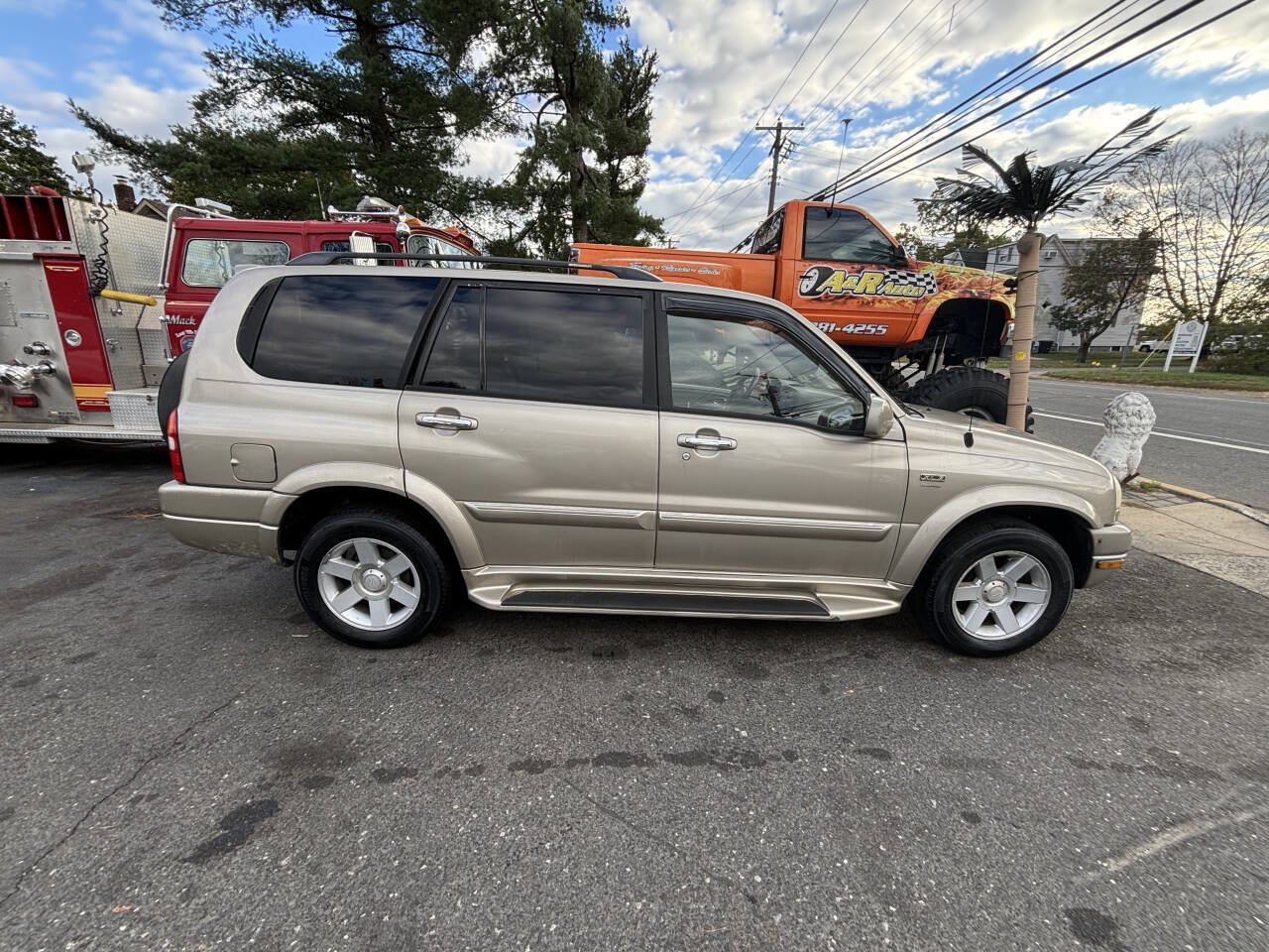 Used 2003 Suzuki XL7 4WD image 4