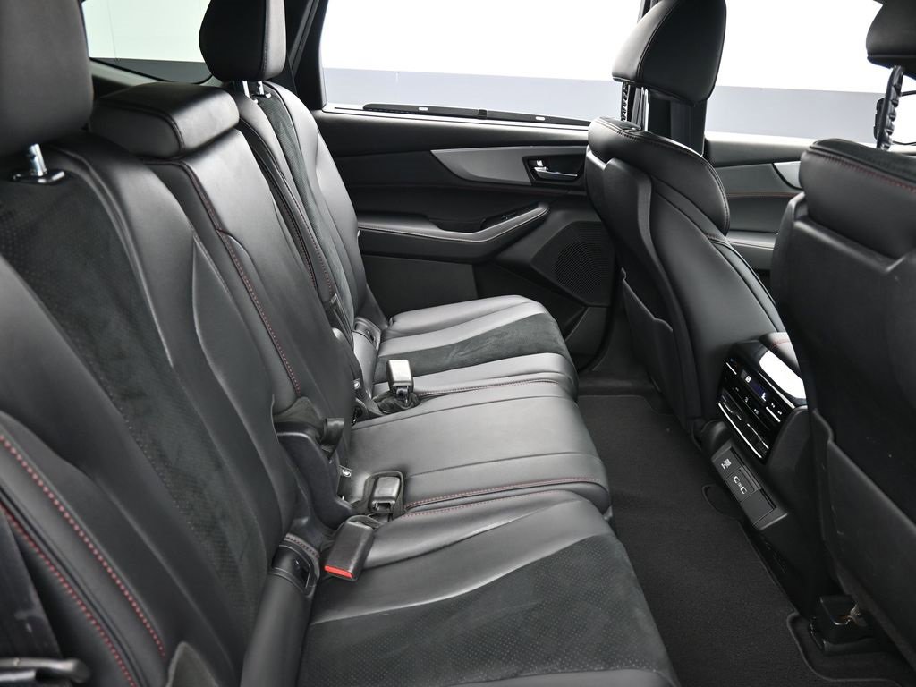 Used 2023 Acura MDX A-Spec image 17