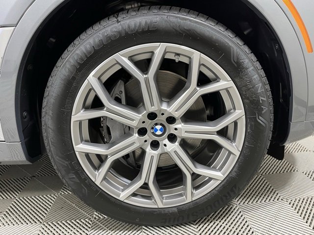 New 2026 BMW X7 xDrive40i w/ Premium Package image 25