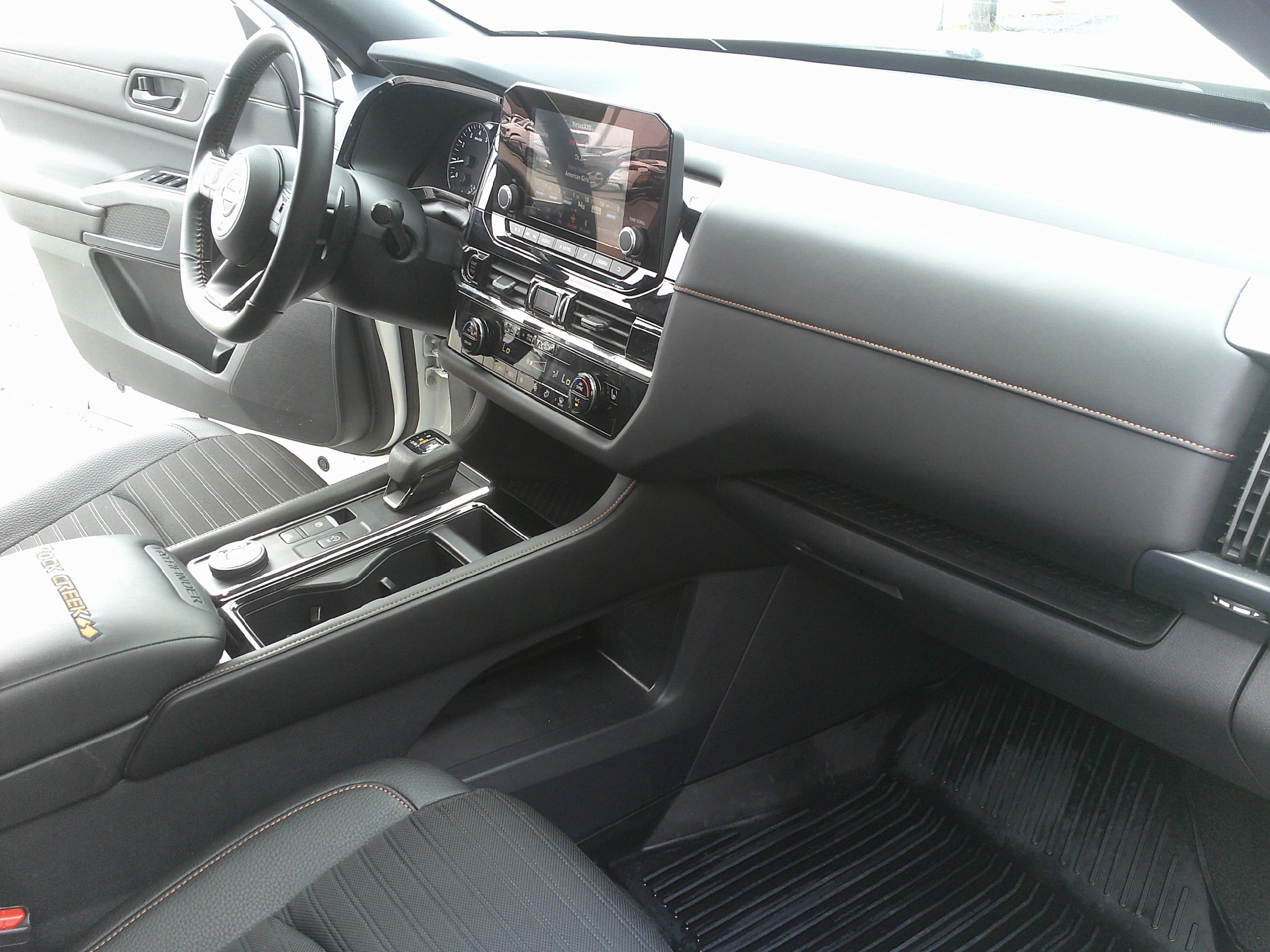 Used 2024 Nissan Pathfinder Rock Creek AWD/4WD image 28