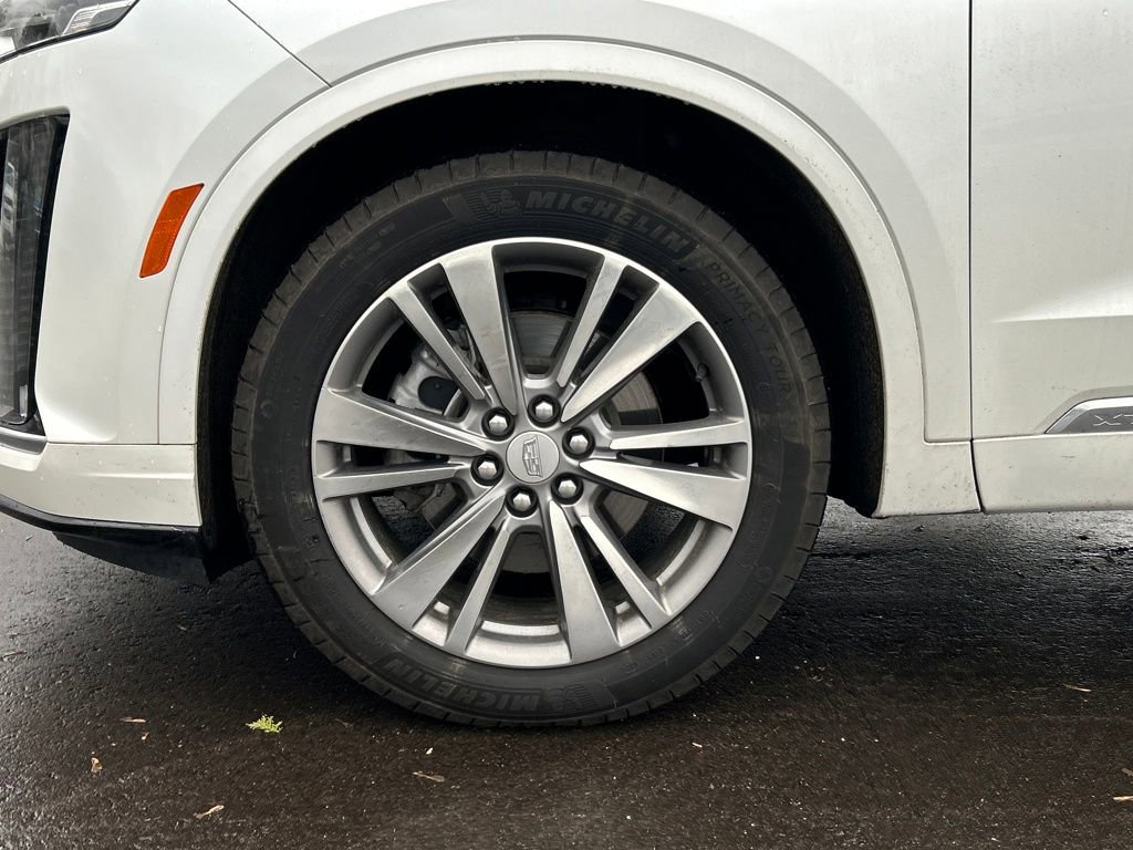Certified 2024 Cadillac XT6 Premium Luxury image 11