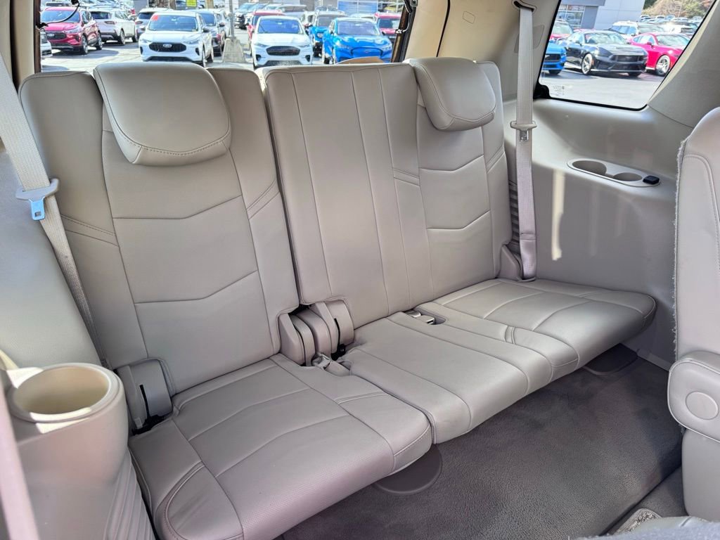Used 2019 Cadillac Escalade Luxury image 31