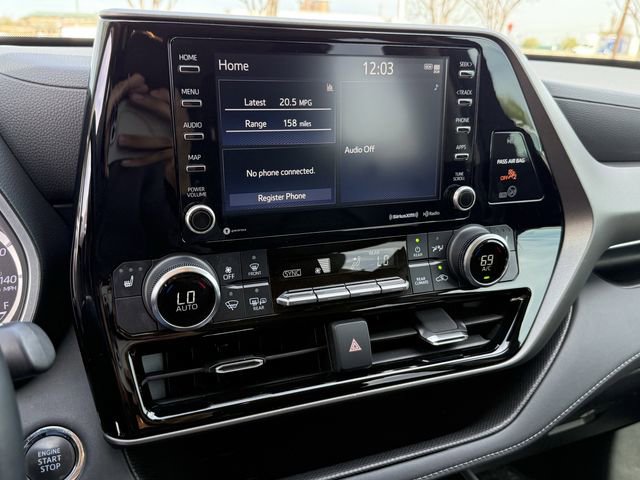 Used 2022 Toyota Highlander XLE image 23