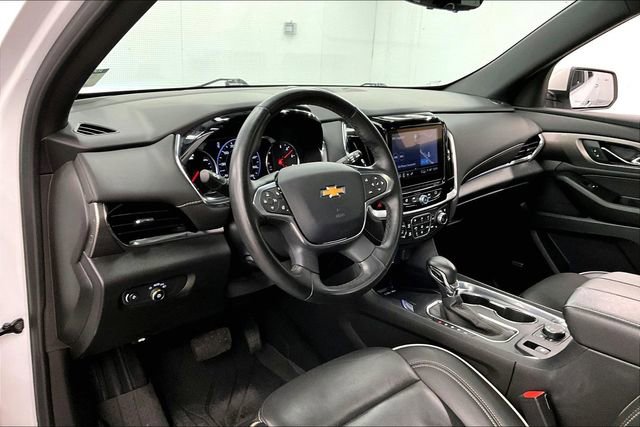 Used 2023 Chevrolet Traverse Premier image 16