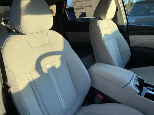 New 2026 Hyundai Tucson SEL image 11