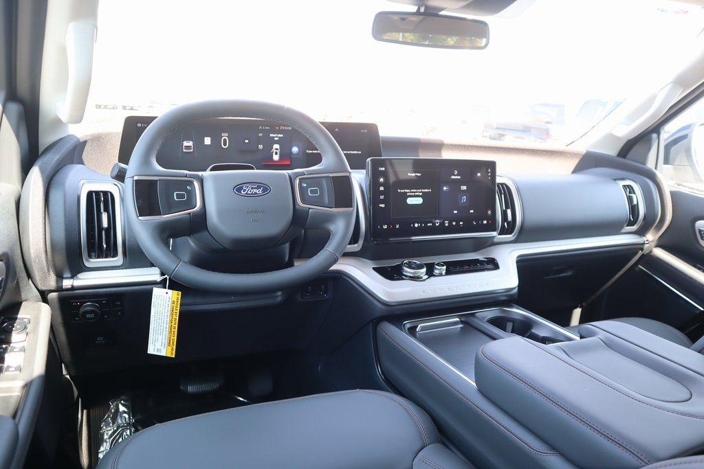 New 2025 Ford Expedition Max Active image 2