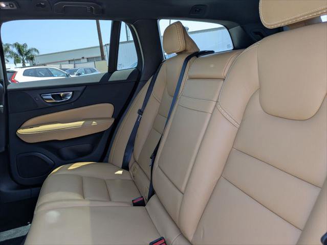 Used 2020 Volvo V60 T5 Cross Country AWD/4WD image 22