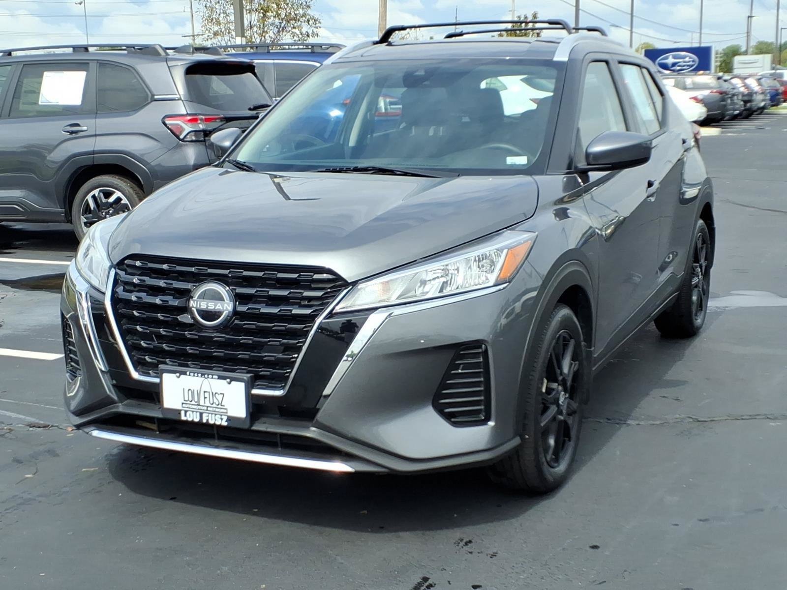 Used 2024 Nissan Kicks SV w/ Exterior Package FWD image 2