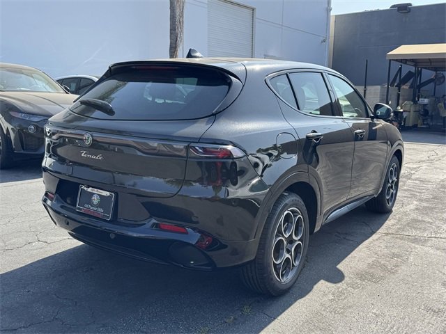 New 2025 Alfa Romeo Tonale w/ Premium Package image 6