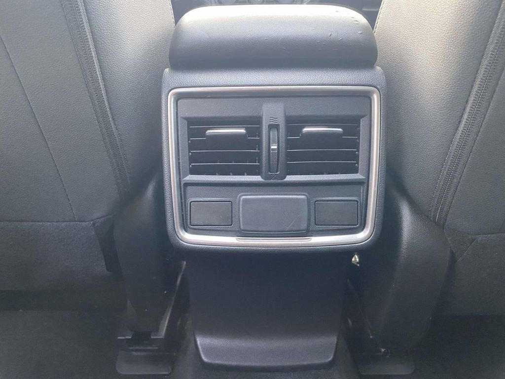 Used 2023 Subaru Forester Premium image 11