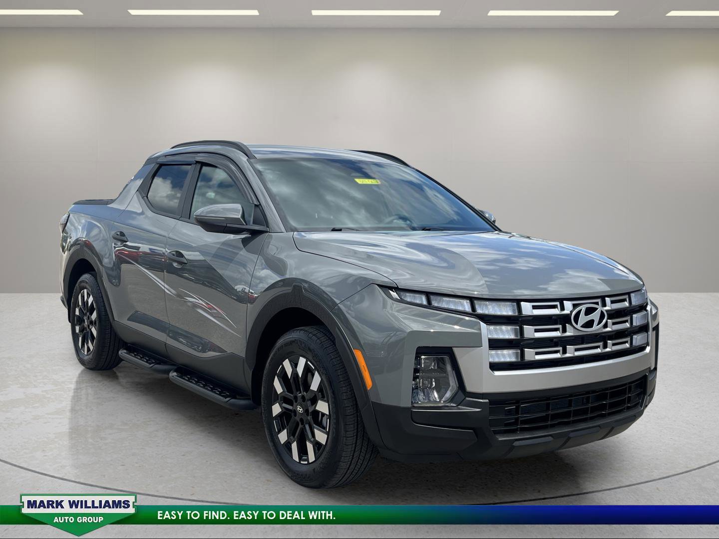 Used 2025 Hyundai Santa Cruz SEL AWD/4WD image 1