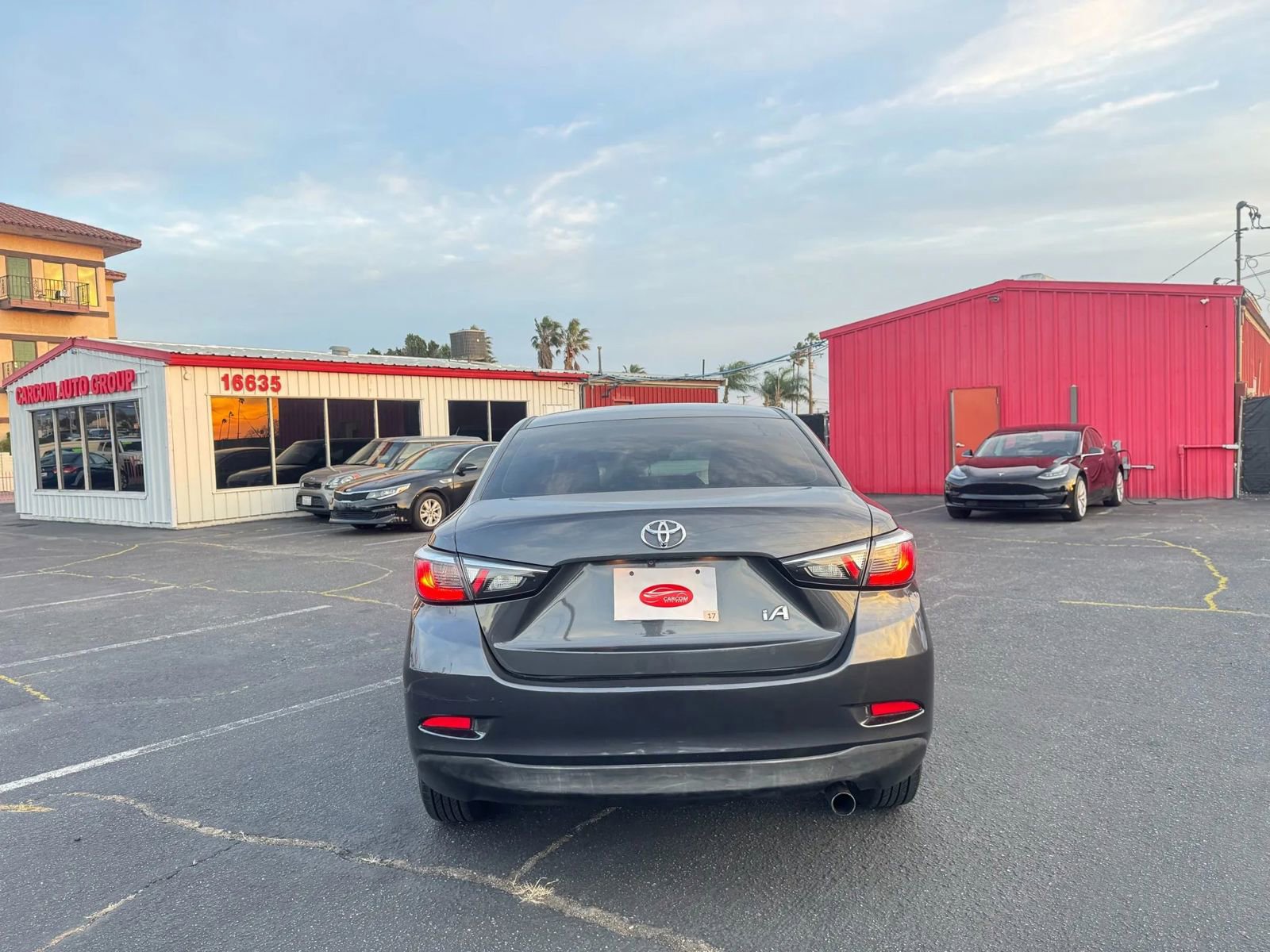 Used 2017 Toyota Yaris iA image 6