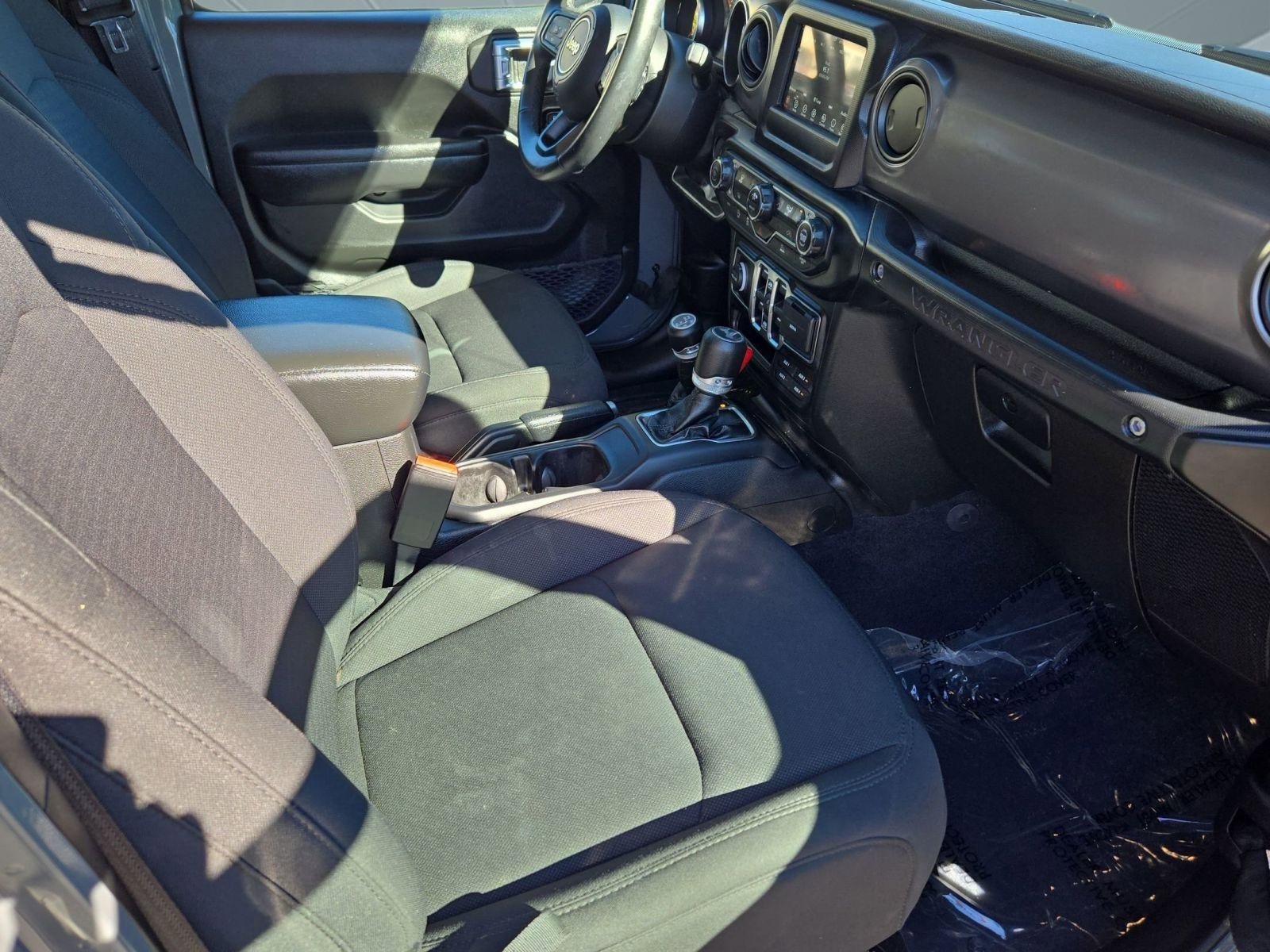 Used 2022 Jeep Wrangler Unlimited Sport image 29