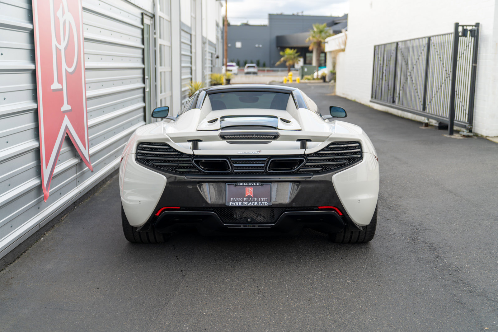 Used 2016 McLaren 650S Spider RWD image 57