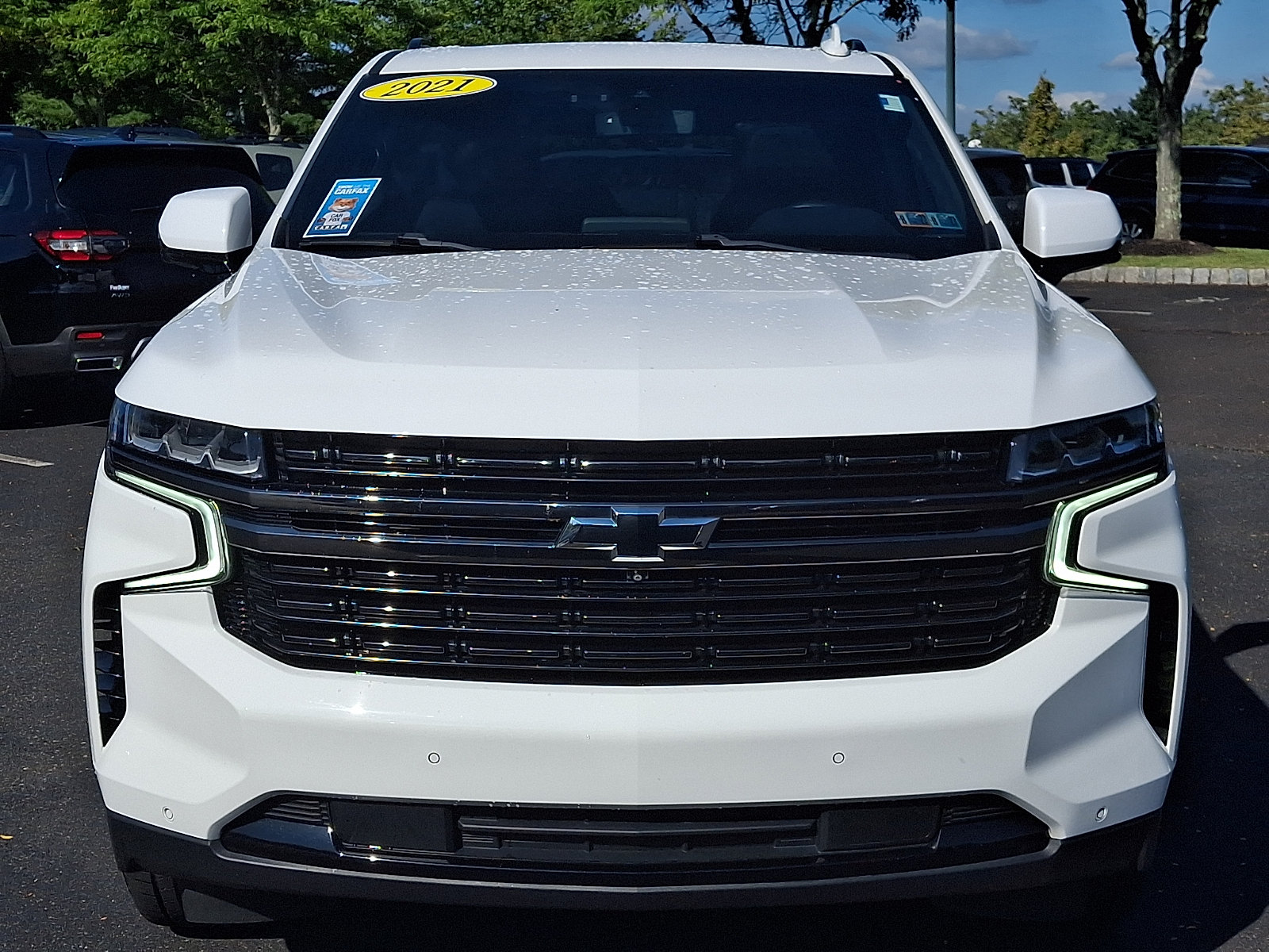 Used 2021 Chevrolet Suburban RST w/ Luxury Package AWD/4WD image 2