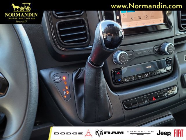 New 2025 RAM ProMaster 3500 w/ Roll-Up Rear Door Package FWD image 12