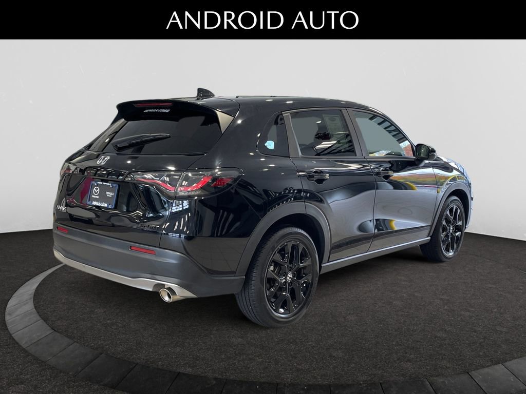 Used 2023 Honda HR-V Sport image 5