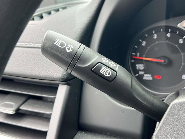 Used 2023 GMC Terrain SLE w/ Driver Convenience Package AWD/4WD image 26