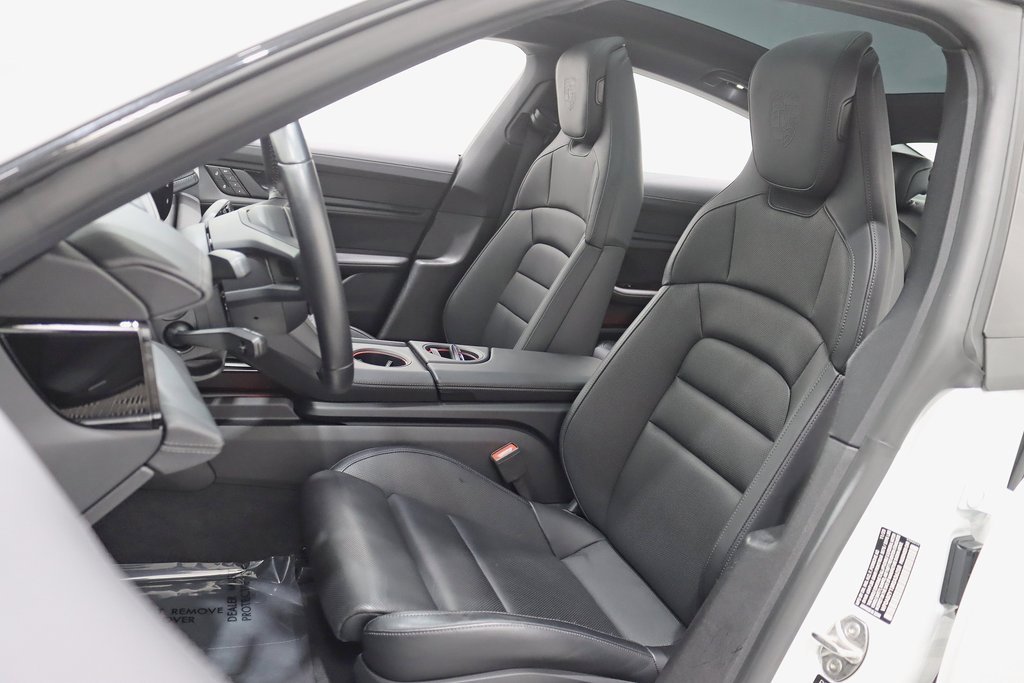 Used 2024 Porsche Taycan 4S image 33