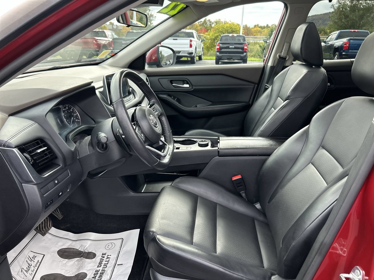 Used 2022 Nissan Rogue SV w/ SV Premium Package AWD/4WD image 21