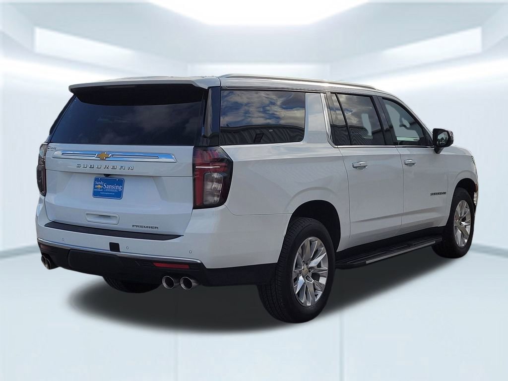 Used 2023 Chevrolet Suburban Premier image 6