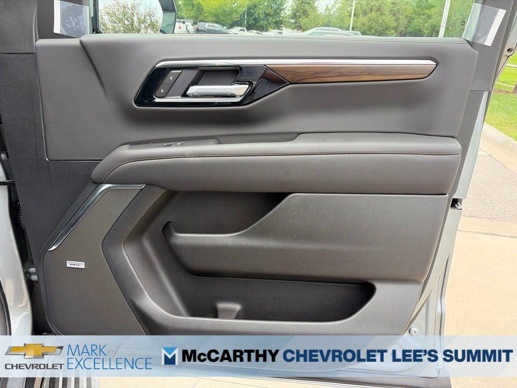 New 2026 Chevrolet Tahoe High Country AWD/4WD image 30