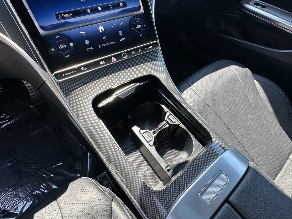 Certified 2024 Mercedes-Benz CLE 300 4MATIC Coupe image 27